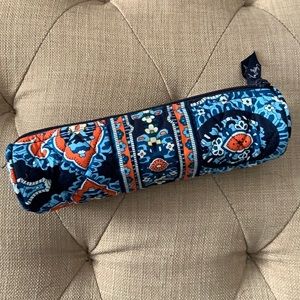 Vera Bradley small pencil or makeup bag